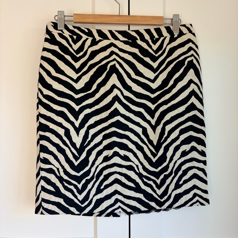 Trina Turk Black and White Zebra Mini Skirt | 6